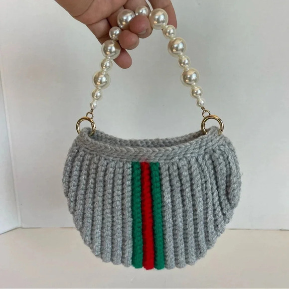 Handmade Croché Bag With Pearl Handle . - Picture 3 of 8